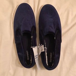 Navy Sherpa lined velvet slip on sneakers
